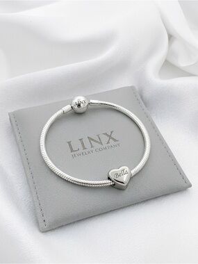 Linx Snake Chain Bracelet with Personalized Name Heart Charm